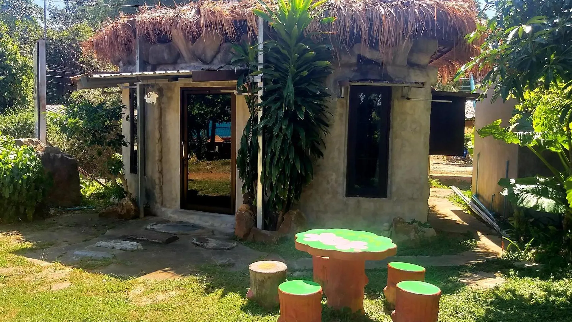 Cashewnut Tree Resort Koh Lanta Country house