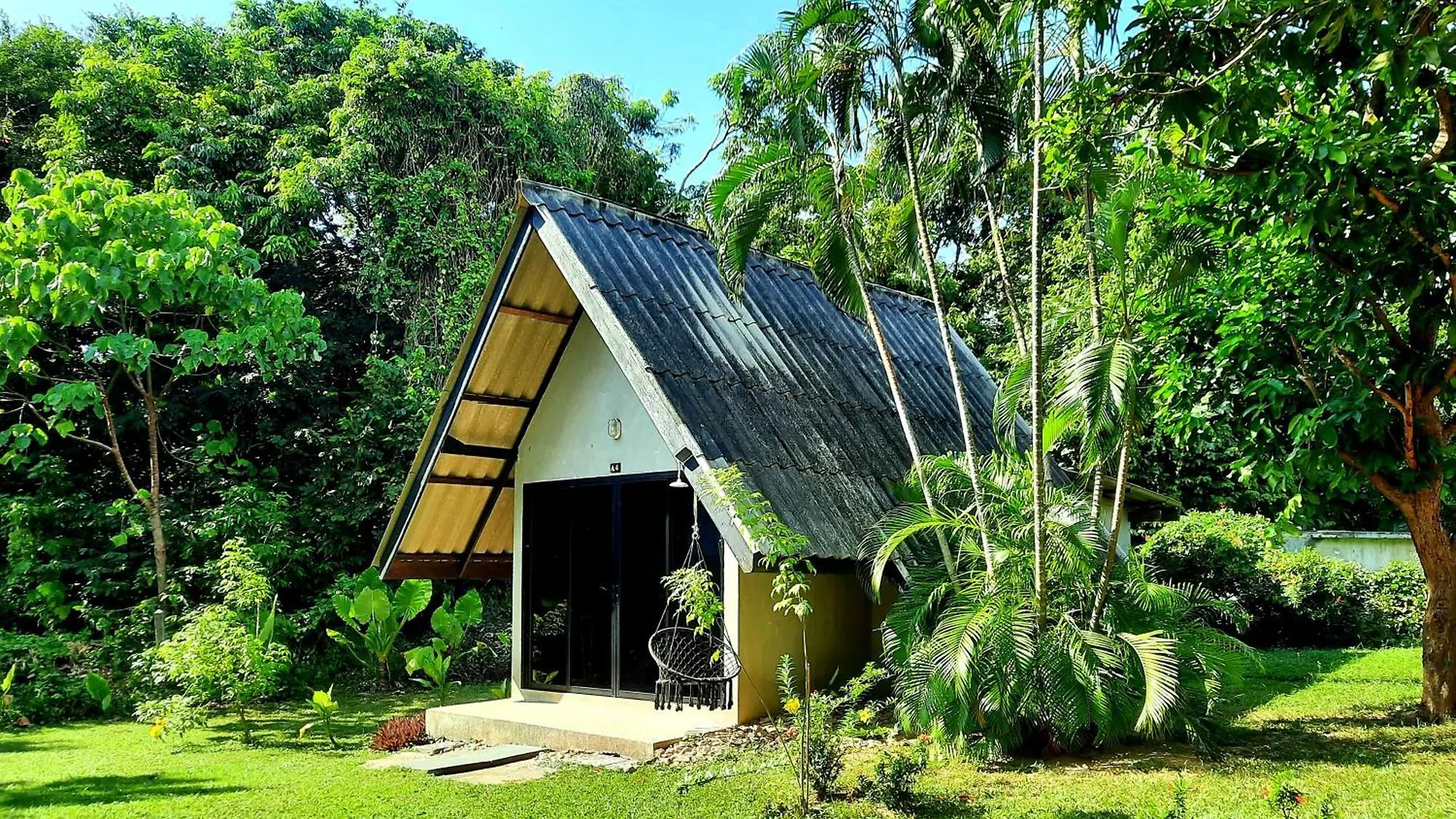 Cashewnut Tree Resort Koh Lanta