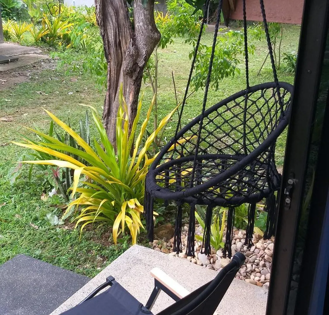 Ko Lanta Cashewnut Tree Resort