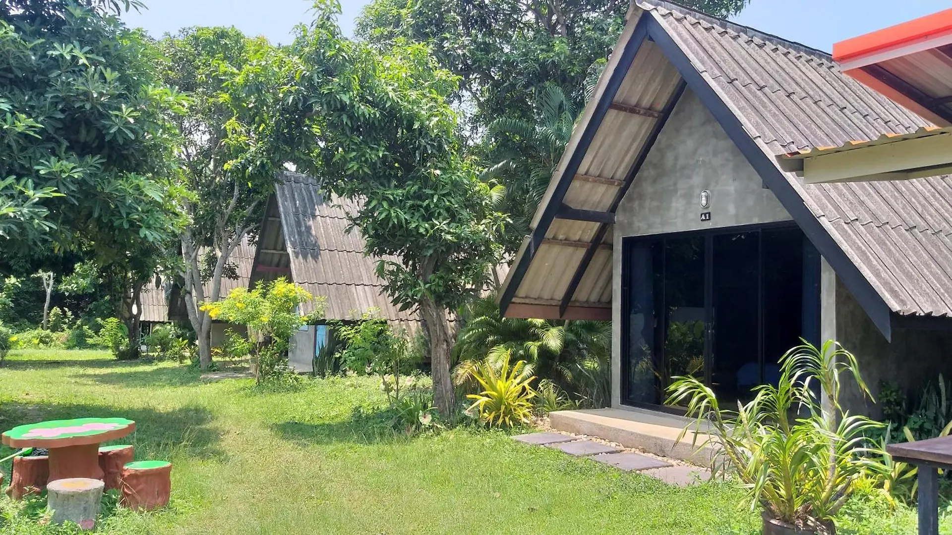 Ko Lanta Cashewnut Tree Resort Ko Lanta
