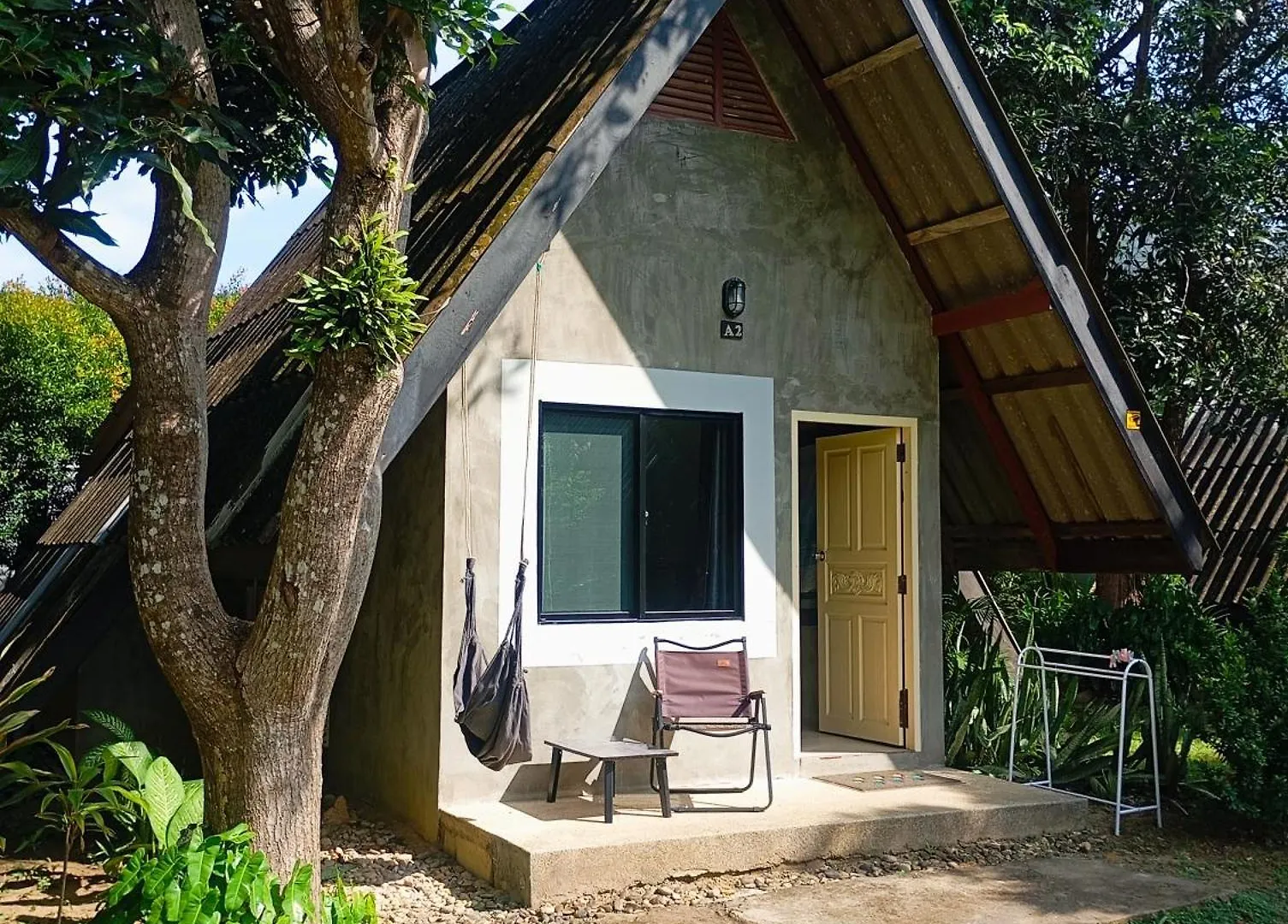 Ko Lanta Cashewnut Tree Resort