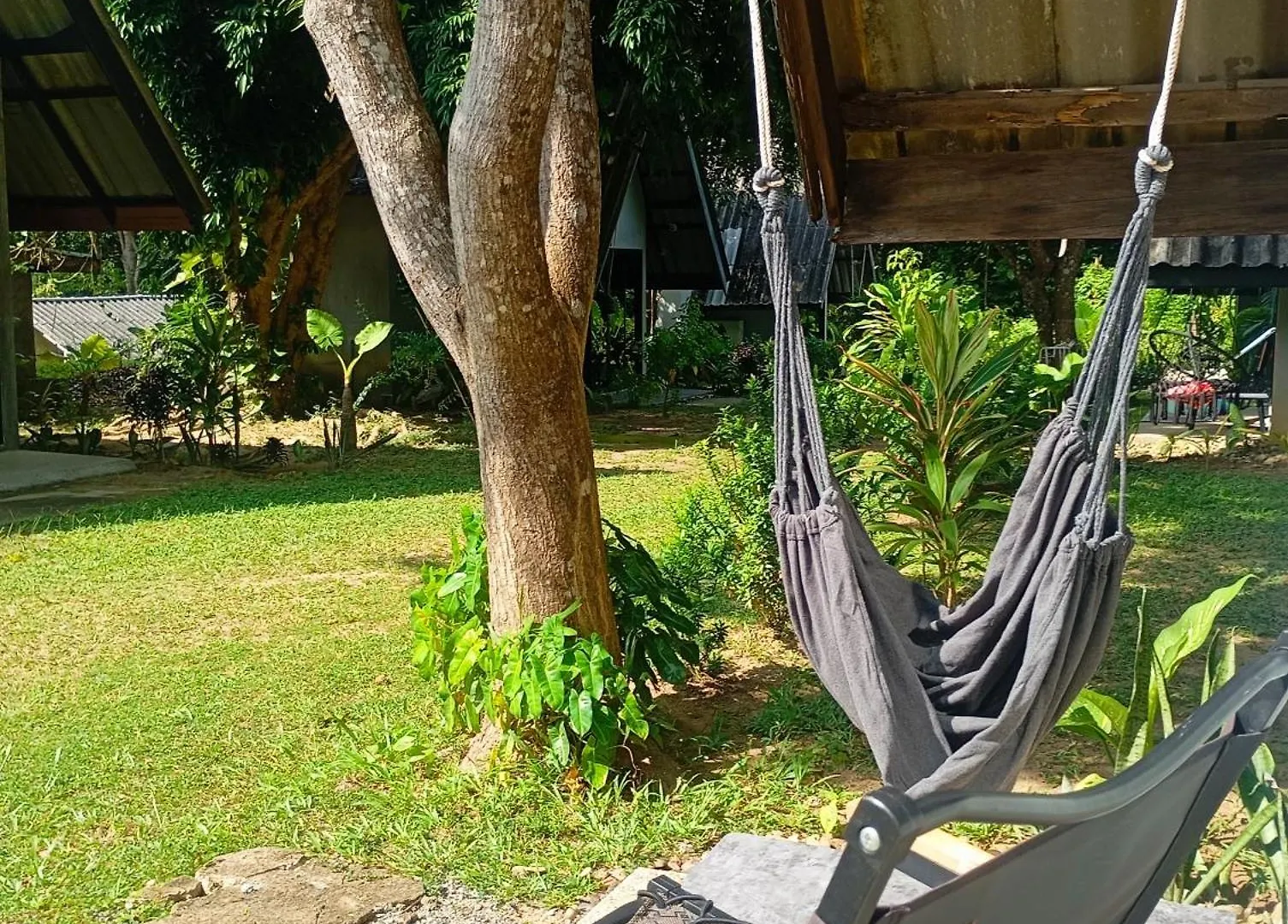 منزل ريفي Ko Lanta Cashewnut Tree Resort